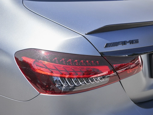 Mercedes-Benz E-Класс AMG