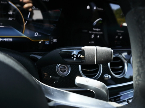 Mercedes-Benz E-Класс AMG