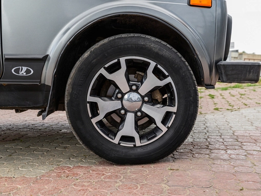 LADA (ВАЗ) 2131 (4x4)