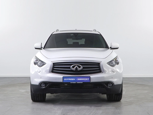 Infiniti QX70