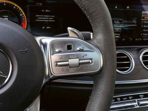 Mercedes-Benz E-Класс AMG