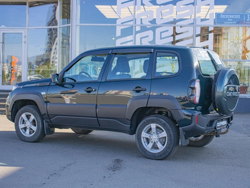 LADA (ВАЗ) Niva Travel