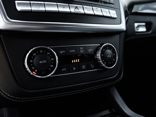 Mercedes-Benz M-Класс