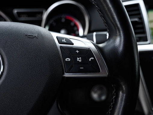 Mercedes-Benz M-Класс