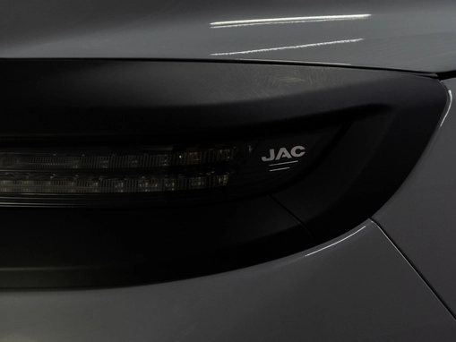 JAC T9
