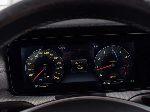 Mercedes-Benz E-Класс