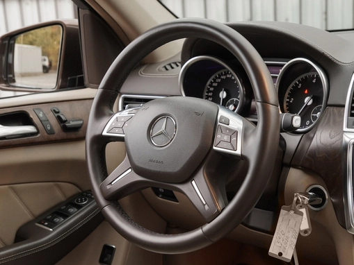 Mercedes-Benz GL-Класс