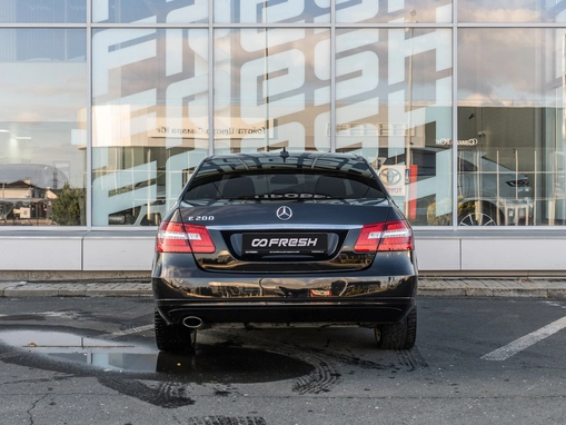 Mercedes-Benz E-Класс