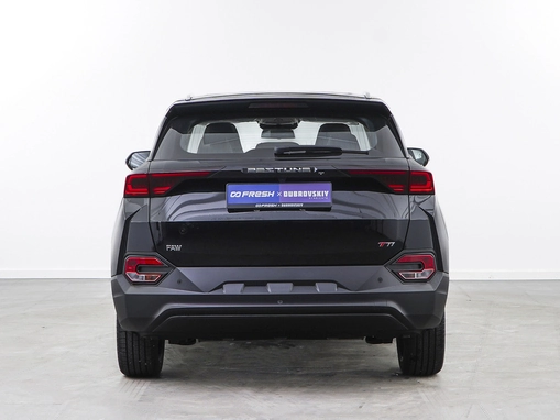 FAW Bestune T77