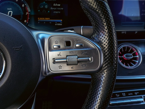 Mercedes-Benz E-Класс