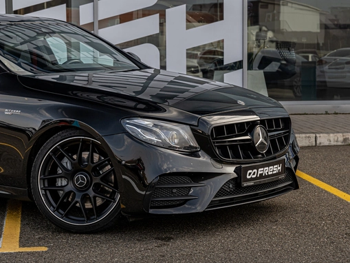 Mercedes-Benz E-Класс AMG